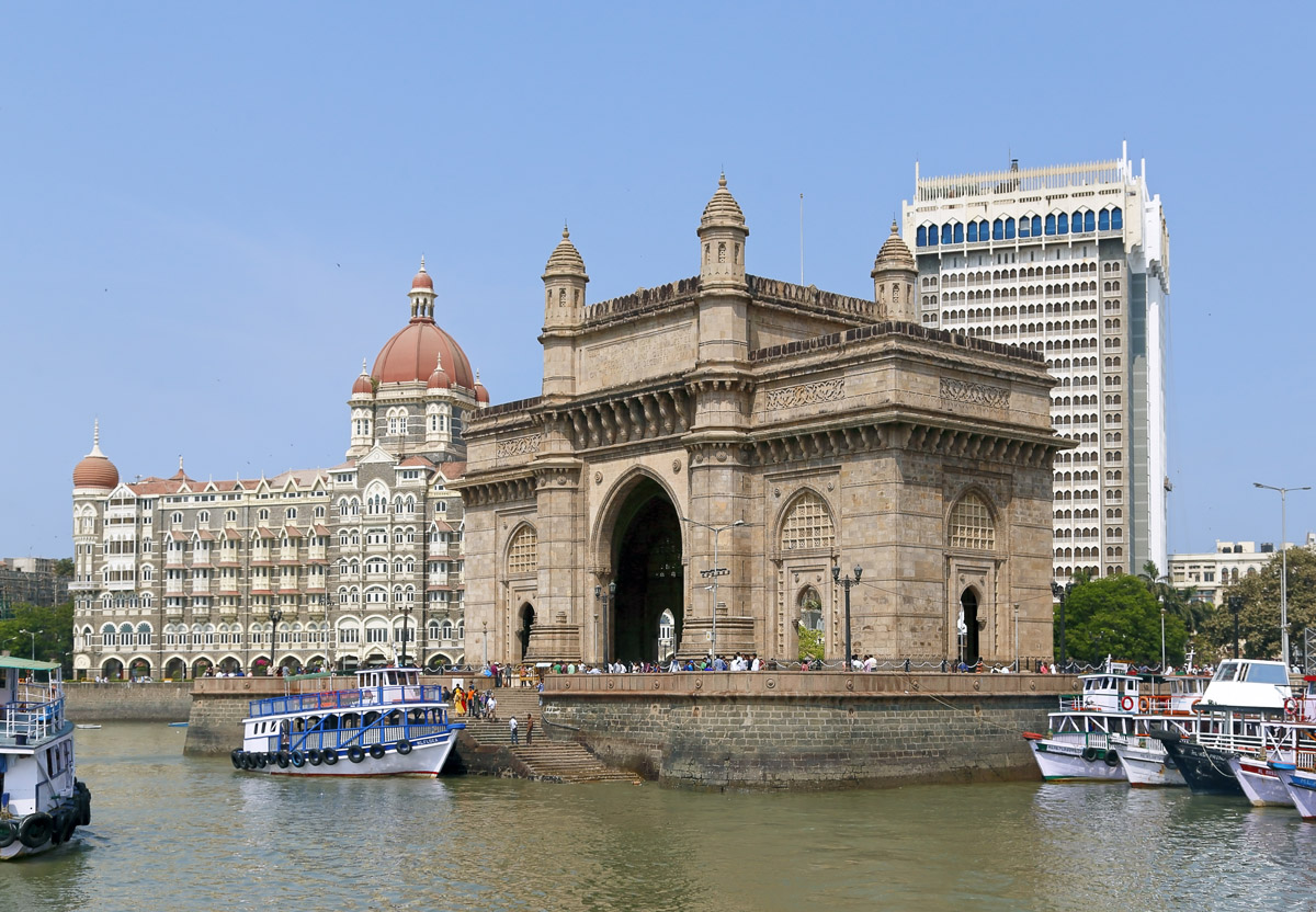 Gateway Of India With The Taj Mahal Palace Hotel In The Background Gateway Of India With The Taj Mahal Palace Hotel In The Background
