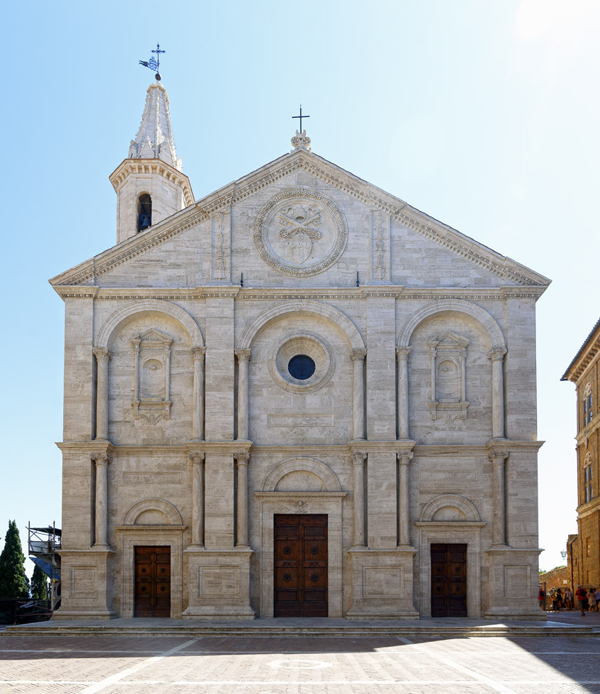 Pienza Cathedral, main facade | Pienza, Italy | imaginoso