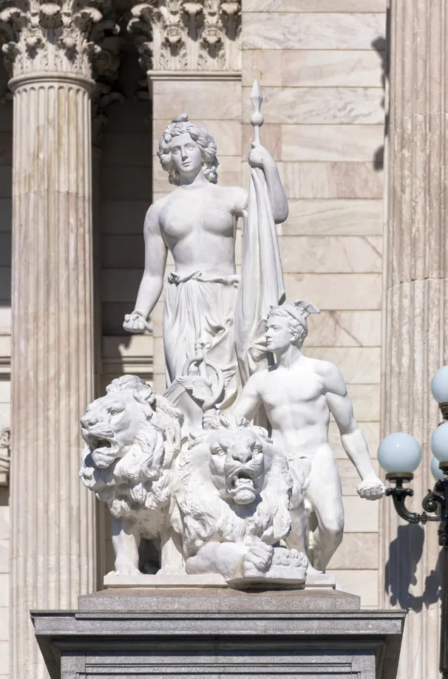 Palace of the Argentine National Congress, northern allegorical sculpture group