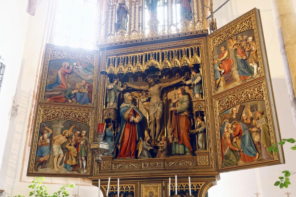 Parish Church of Mary at the Mountain, altar of the cross