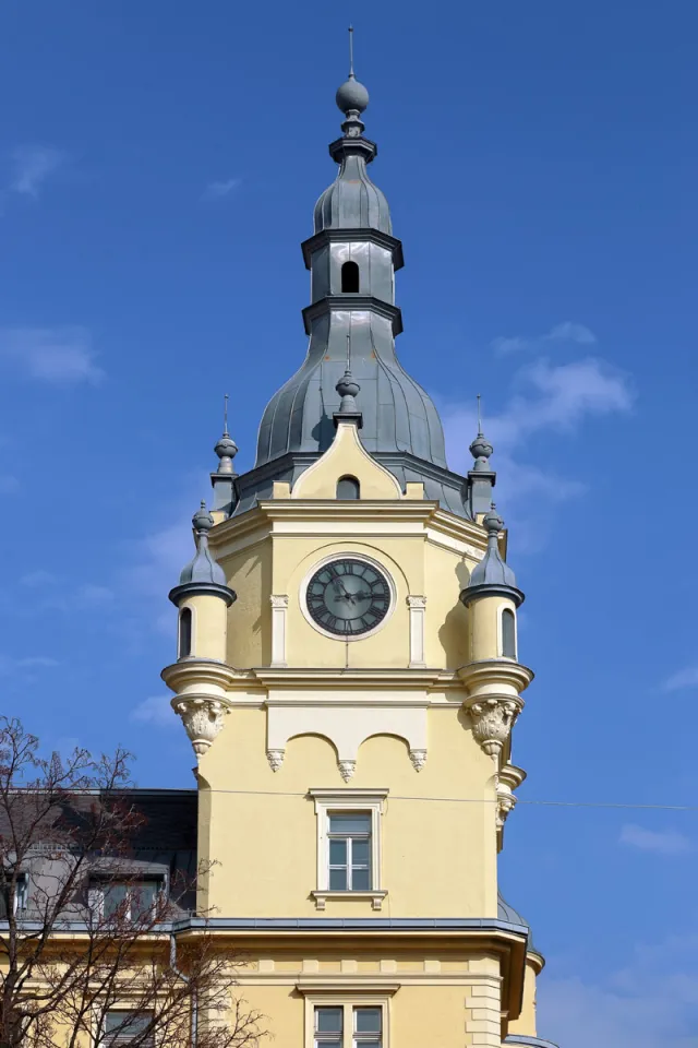 Former Main Post Office, tower