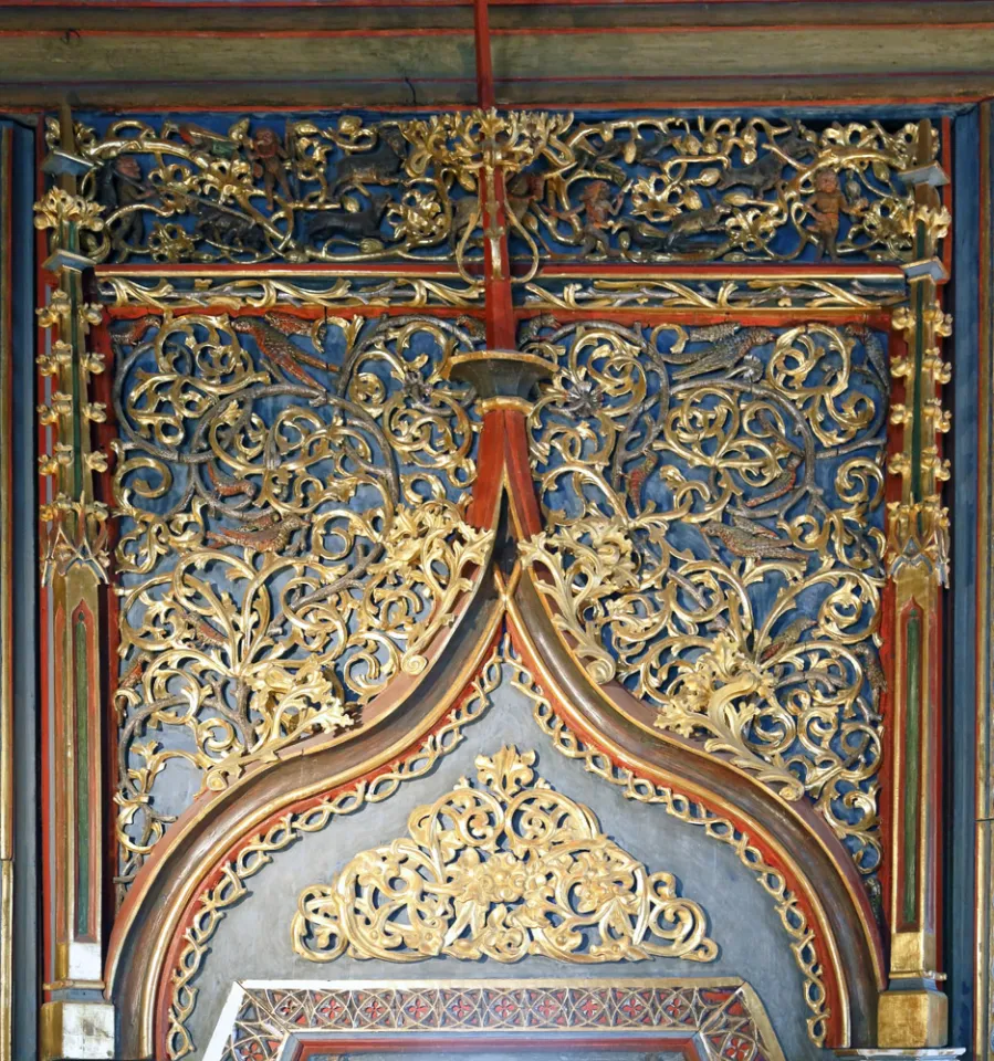 Hohensalzburg Fortress, Golden Chamber, detail of a door