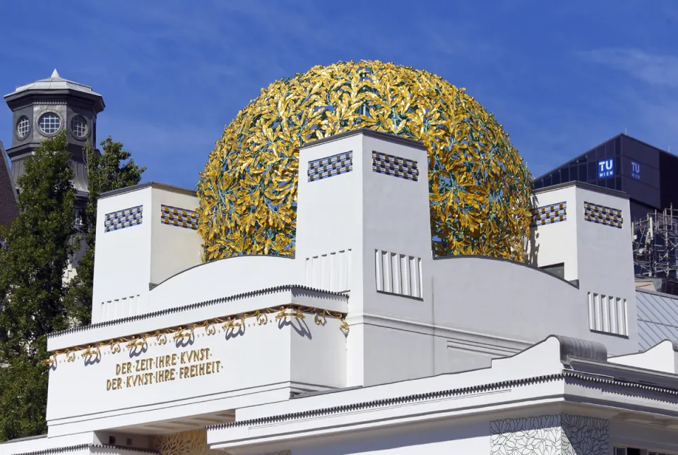 Secession Building, upper structure with cupola