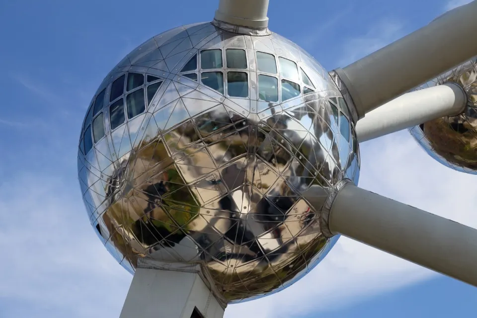 Atomium, sphere