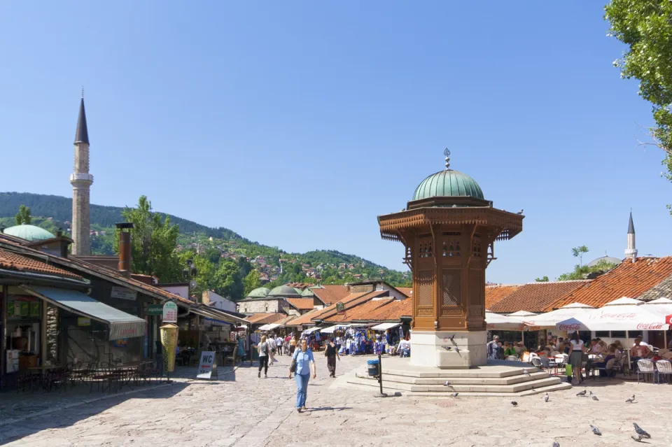 Bascarsija Square with Sabil (Sebilj) 