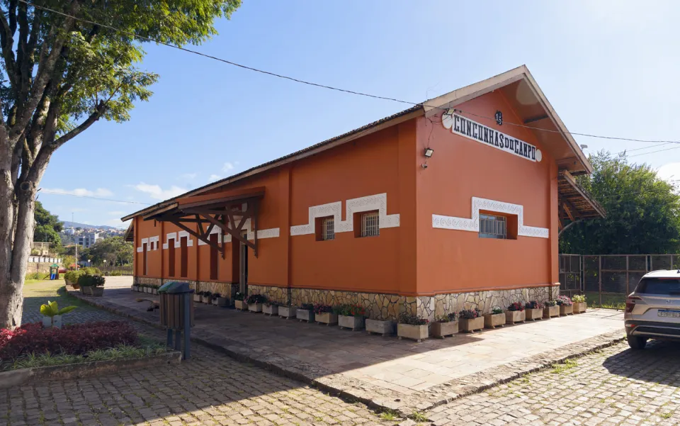 Congonhas do Campo Railway Station, south elevation