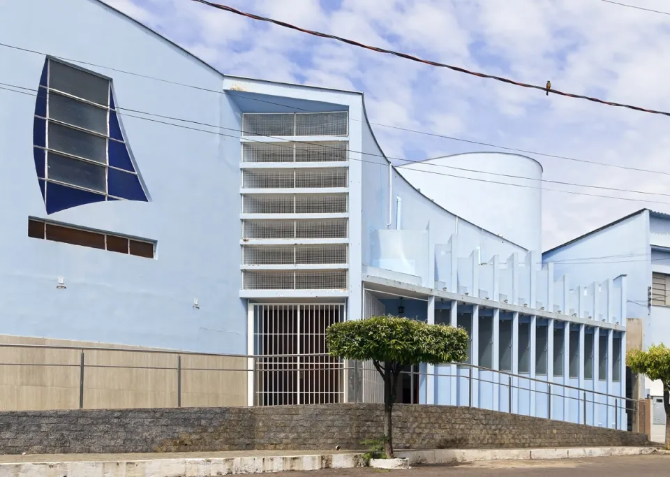 Our Lady Aparecida Church, lateral facade