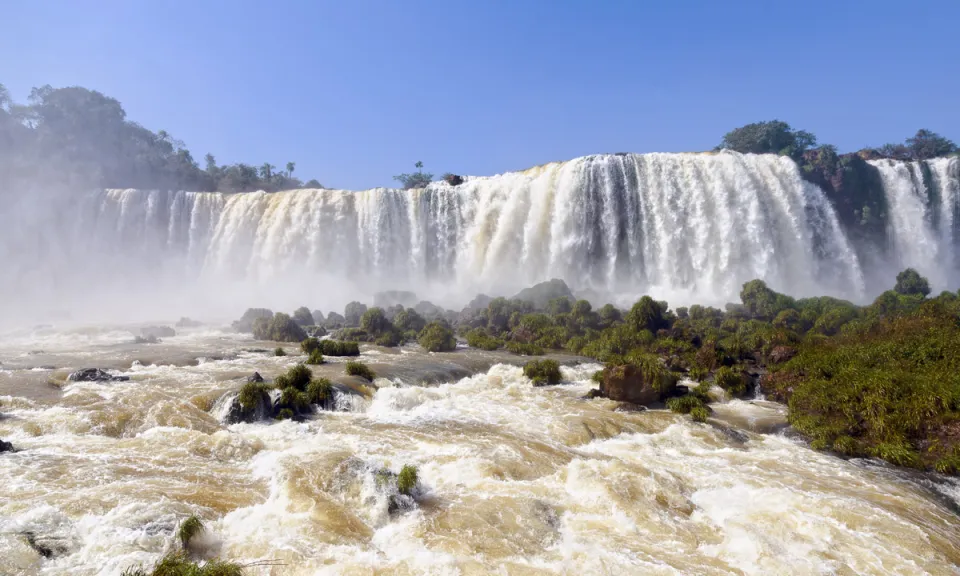 Iguazu Falls, Floriano Falls, north view