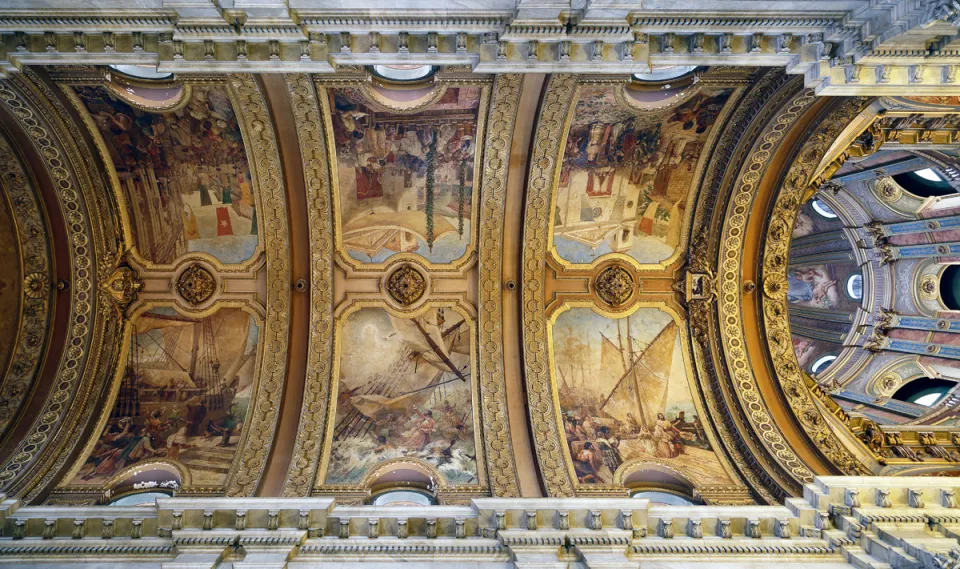 Candelaria Church, ceiling of the nave with fresco paintings