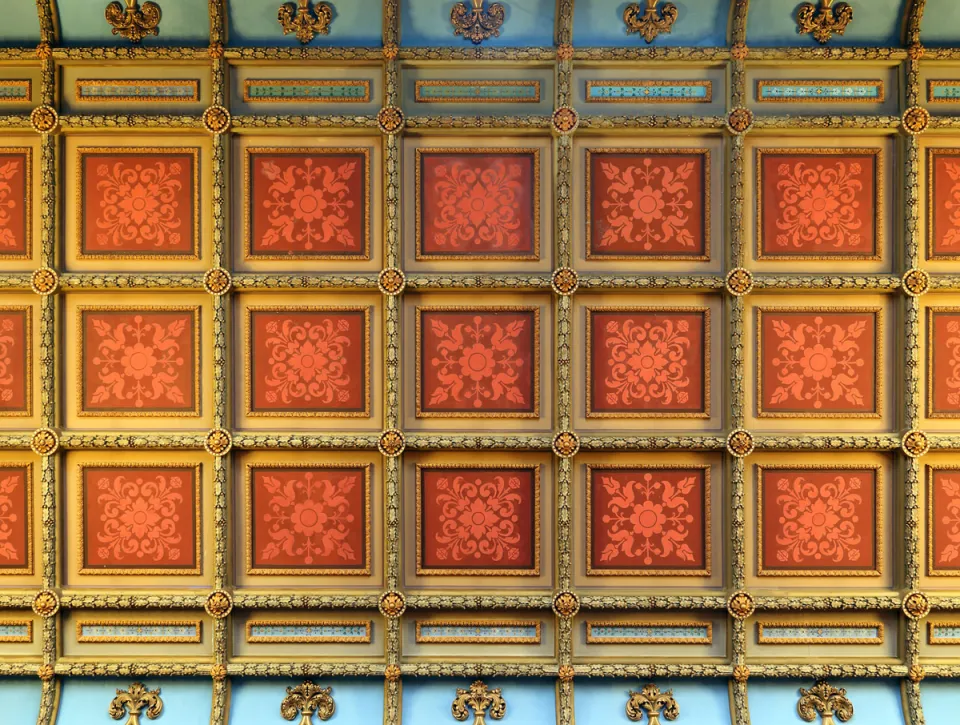 Royal Portuguese Cabinet of Reading, Great Hall (Coat of Arms Hall), coffer