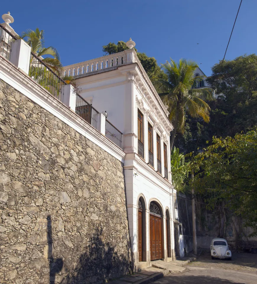 Mansion Admiral Alexandrino Street № 1293, northeast elevation