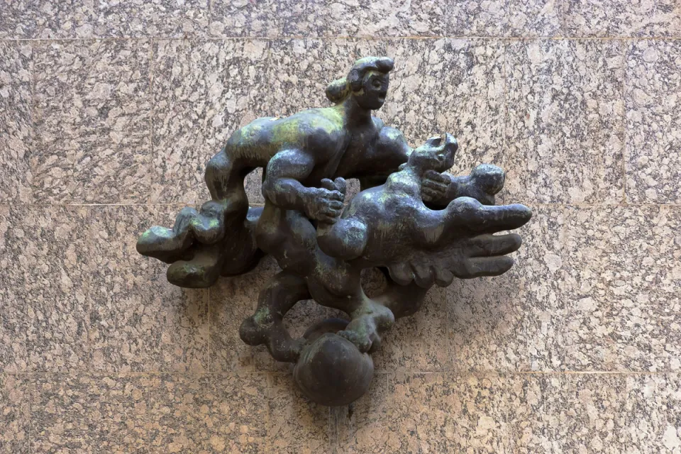 Gustavo Capanema Palace, sculpture “Prometheus Strangling the Vulture”