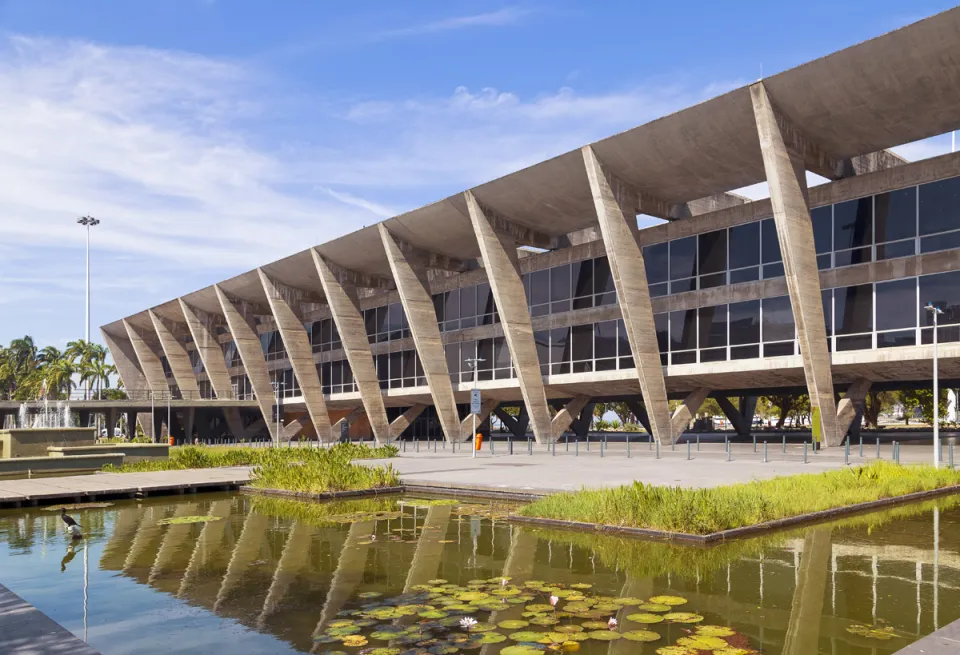 Museum of Modern Art of Rio de Janeiro, reflecting pool