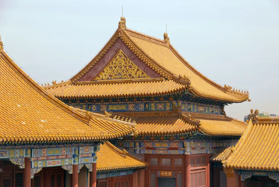Forbidden City, roof of the fourth inner tower