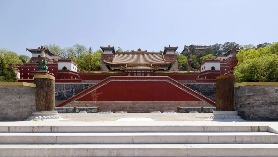 New Summer Palace, Four Great Regions Complex, with the ruins of the Pine Hall in the foreground