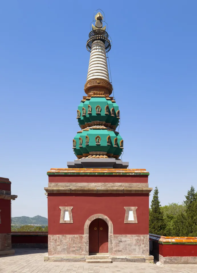 New Summer Palace, Four Great Regions Complex, stupa of the east region