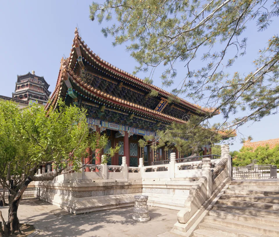 New Summer Palace, Hall of Dispelling Clouds, southwest elevation