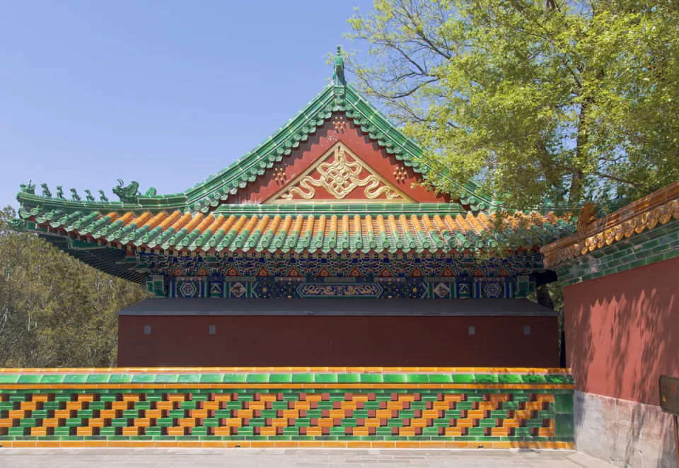 New Summer Palace, Treasure Blossom Tower, south elevation