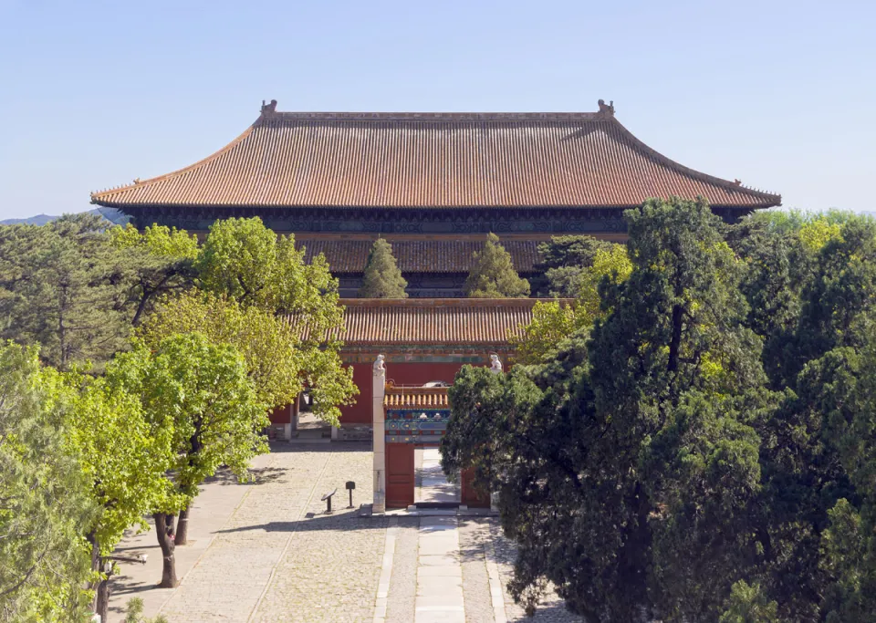 Ming Changling Mausoleum, Hall of Blessing and Grace (Ling'en Hall), north elevation