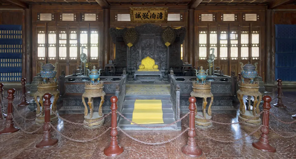 Chengde Mountain Resort, Hall of Frugality and Placidity (Danbo Jingcheng Hall), throne