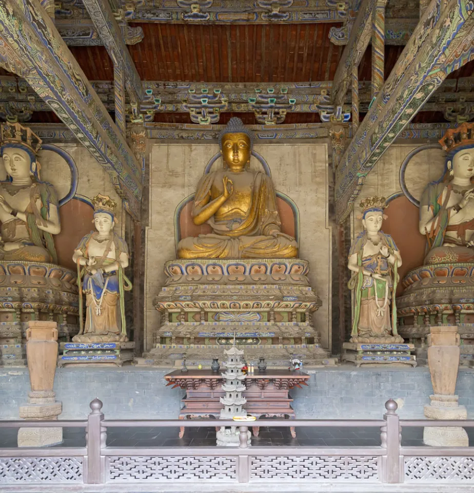 Shanhua Temple, Hall of Three Sages (Sansheng Hall), interior