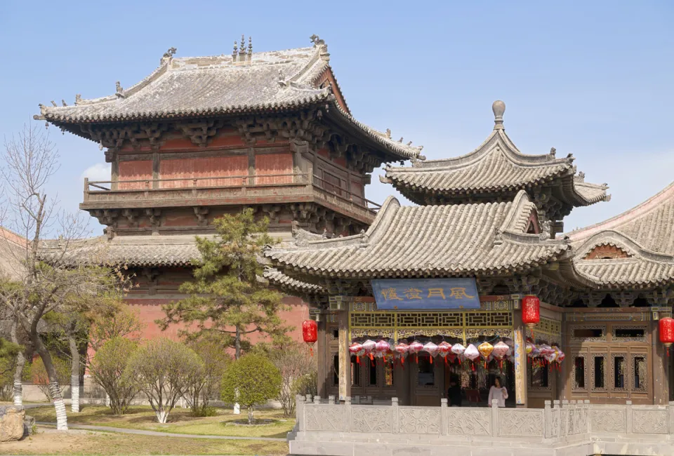 Shanhua Temple, West Garden with the Xishang Pavilion and Puxian Pavilion in the background