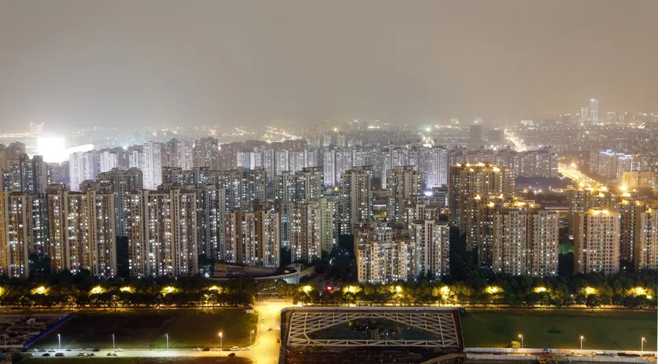 Wangduncun neighbourhood at night