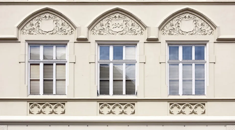 J. N. Neumann Bishop's Grammar School, facade detail with windows