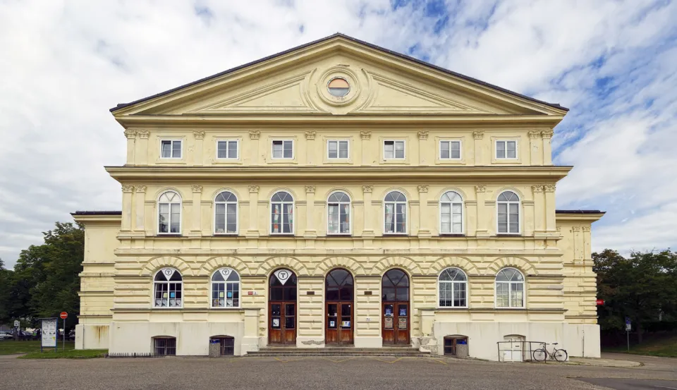 Slavie House of Culture (German House), main facade (west elevation)