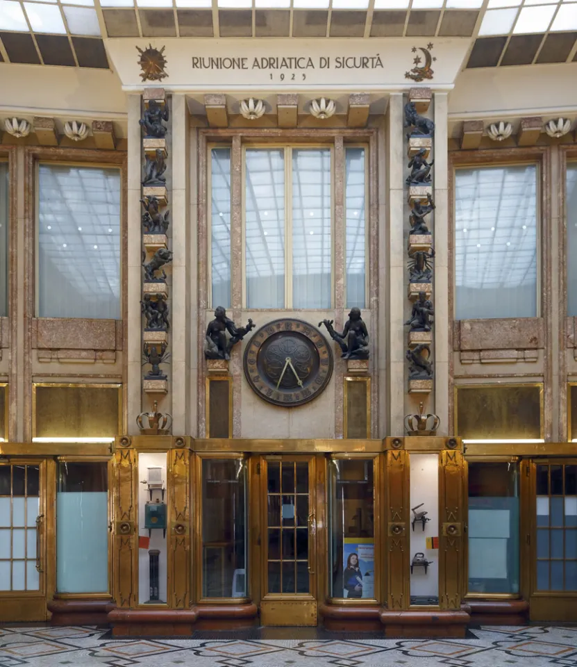 Adria Palace, detail interior