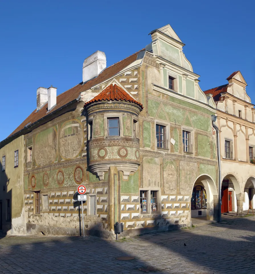 Zacharias of Hradec Square № 15, east elevation