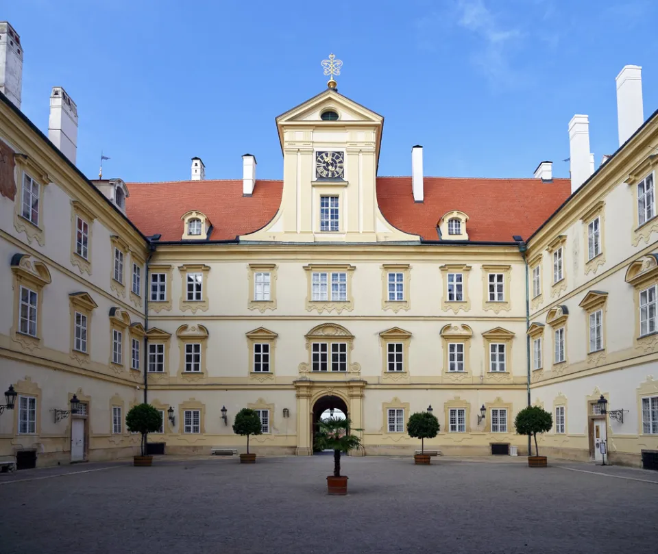 Valtice Castle, inner courtyard