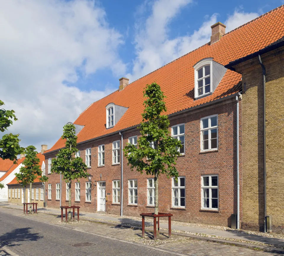 Moravian Brethren’s Boys’ School, Main Building (Lindegade № 15), southeast elevation