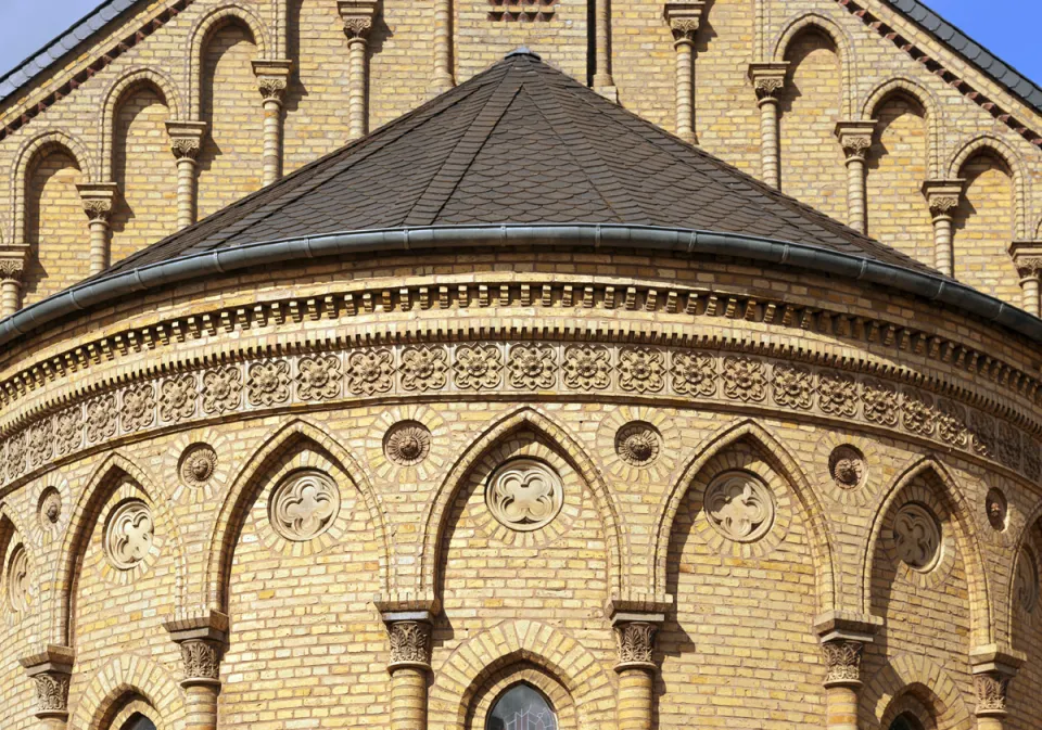 Church of Tyrstrup, facade detail of the apse