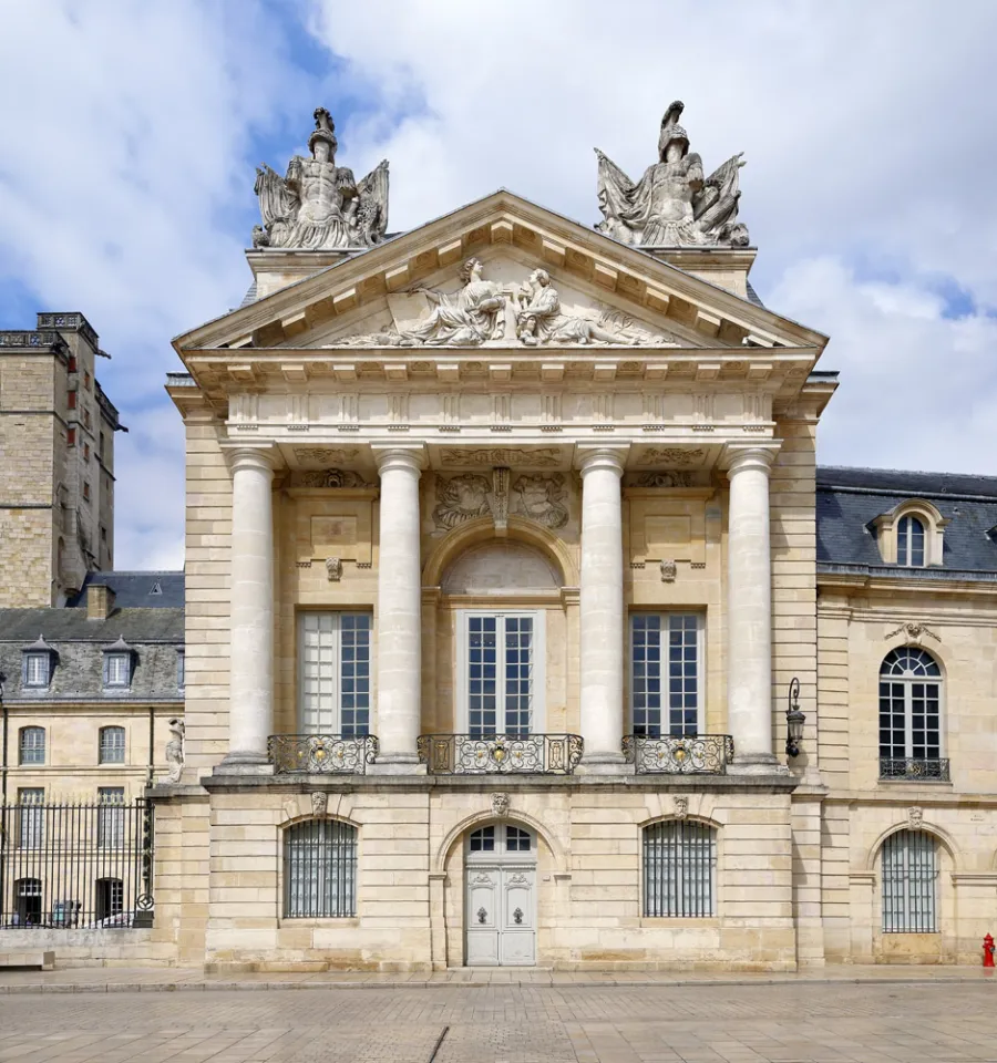 Palace of the Dukes of Burgundy, front side of the eastern wing