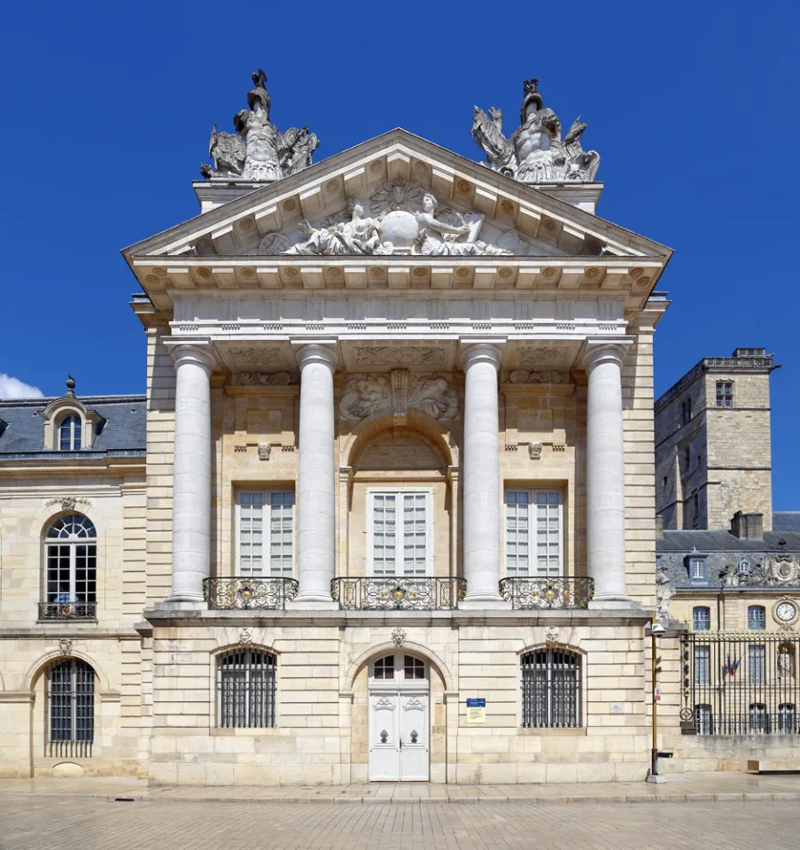 Palace of the Dukes of Burgundy, front side of the western wing