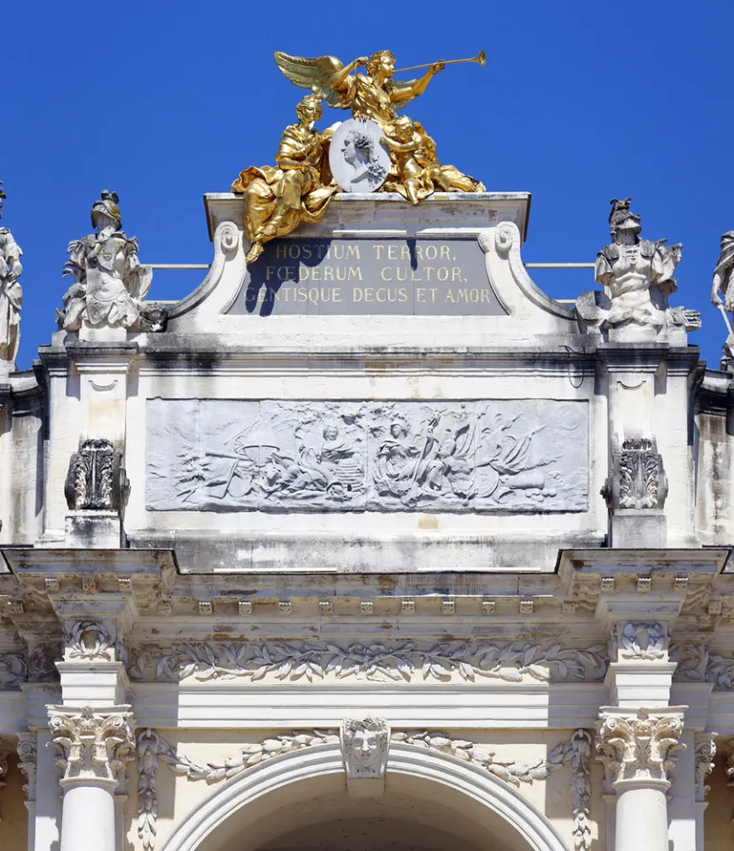 Place Stanislas, Here Arch (Arc Héré), detail