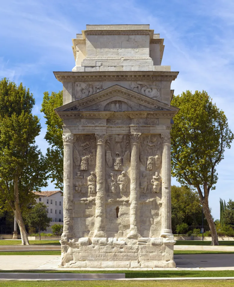 Triumphal Arch of Orange, east elevation