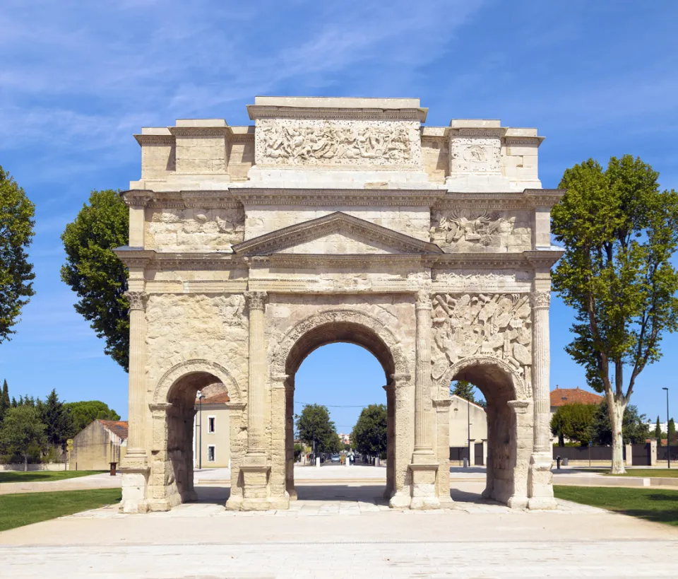 Triumphal Arch of Orange, south elevation