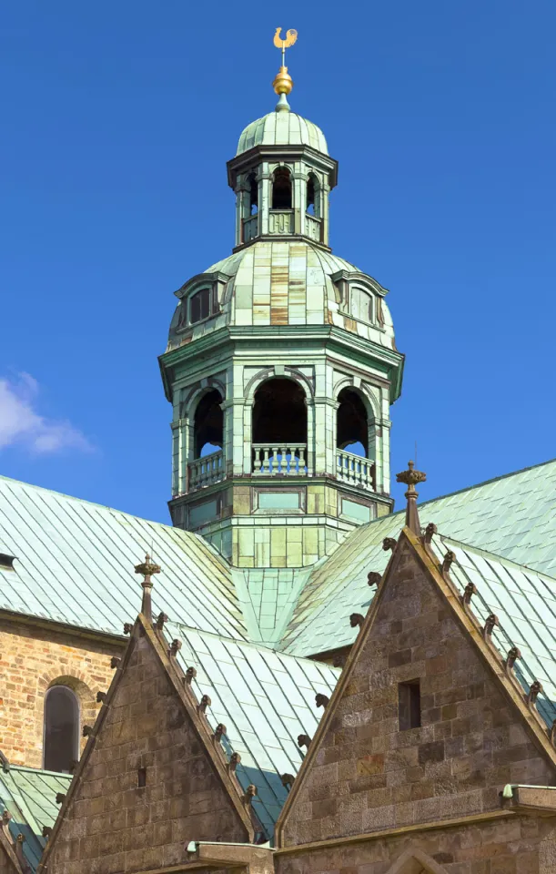 Saint Mary's Cathedral, crossing tower