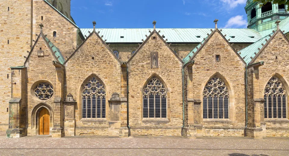 Saint Mary's Cathedral, northern side chapels