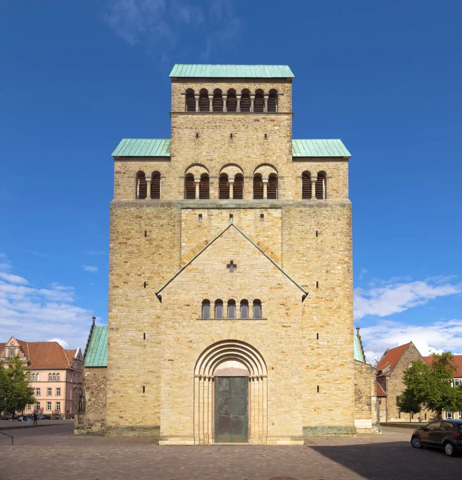 Saint Mary's Cathedral, westwork (west elevation)