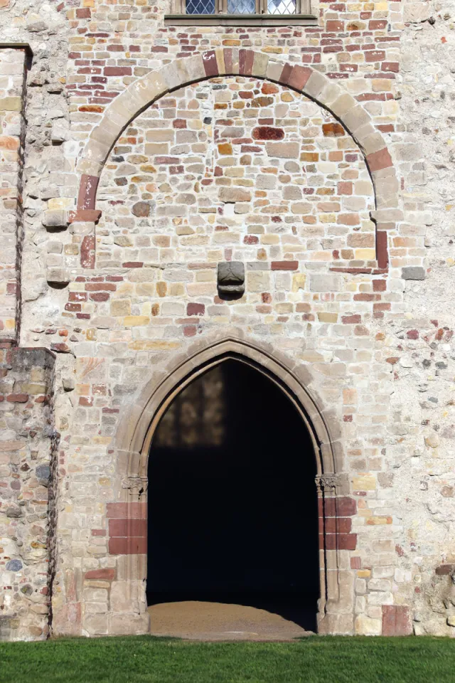 Lorsch Abbey, church fragment, door
