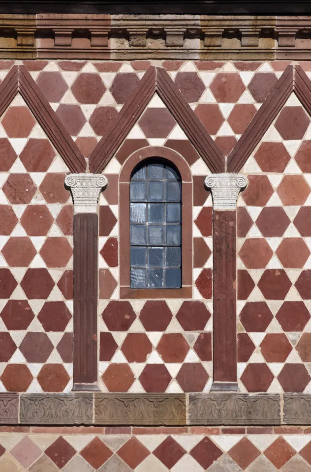 Lorsch Abbey, King's Hall, facade detail, window