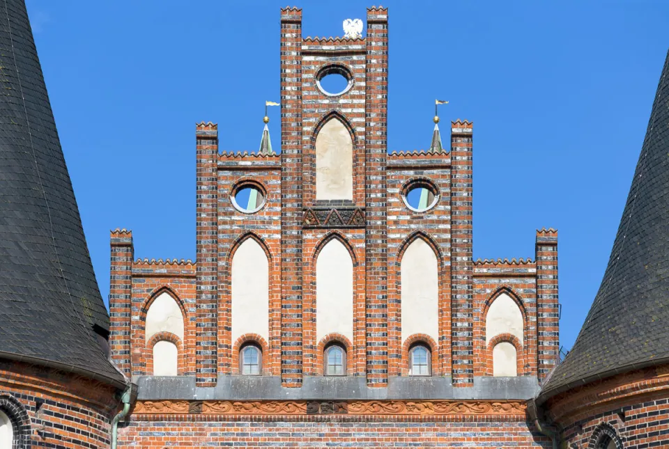 Holsten Gate, stepped gable of the field side