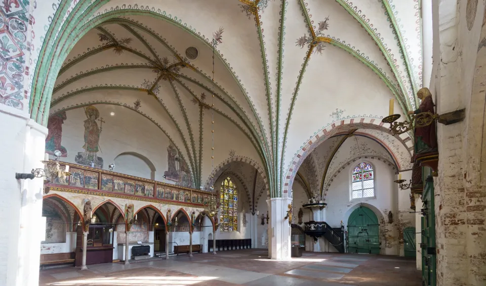 Holy Spirit Hospital, interior of the hall church