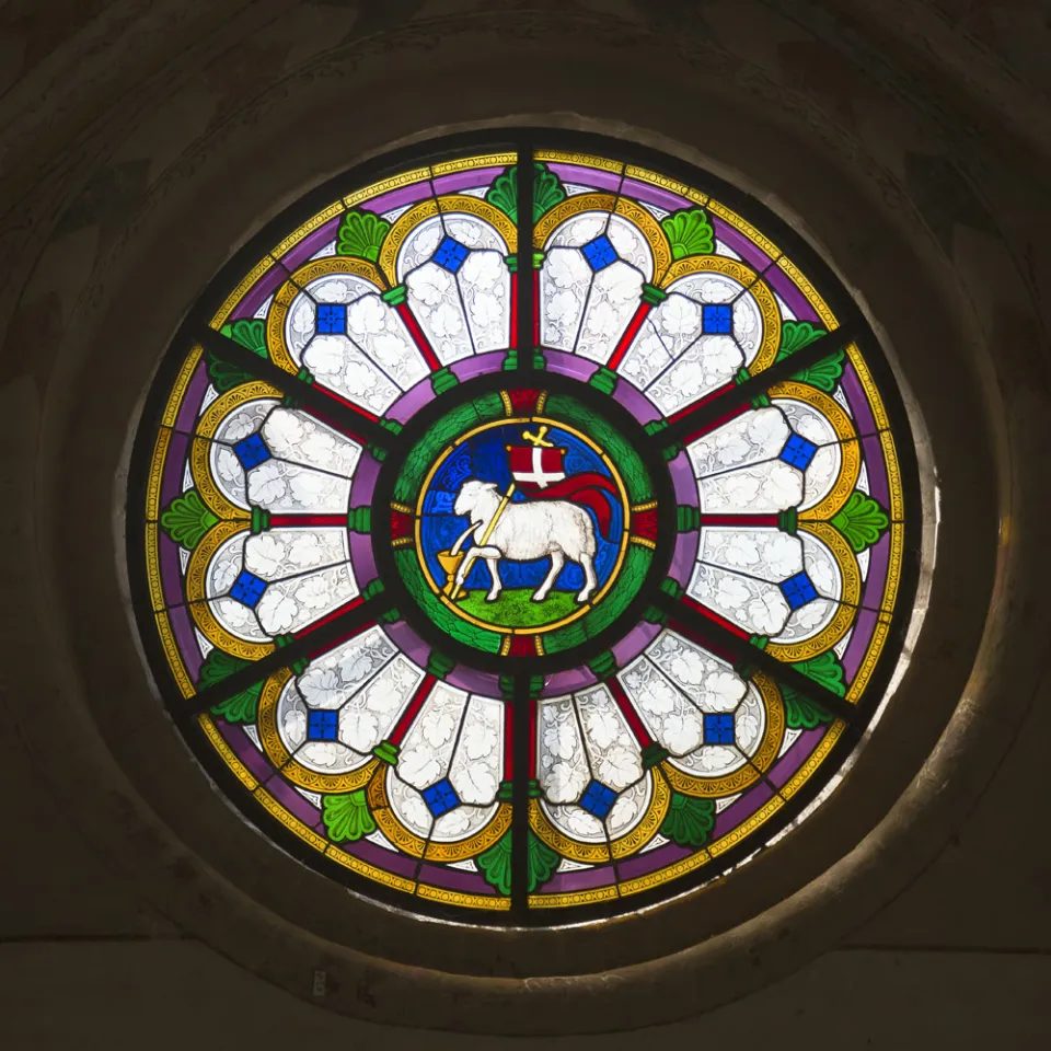 Holy Spirit Hospital, rose window with Lamb of God (Agnus Dei)