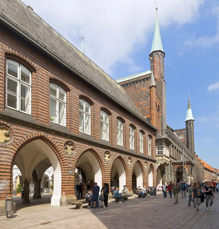 Lübeck City Hall, Long House on Broad Street