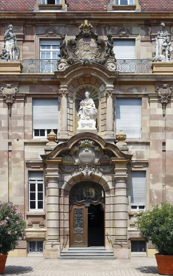 Town House, avant-corps