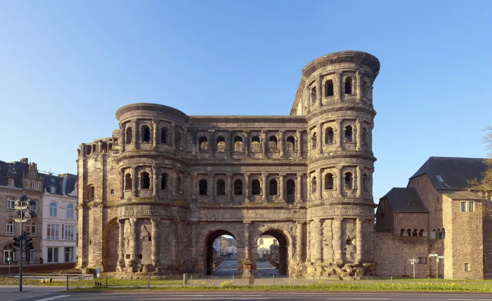 Porta Nigra, field side (northeast elevation)